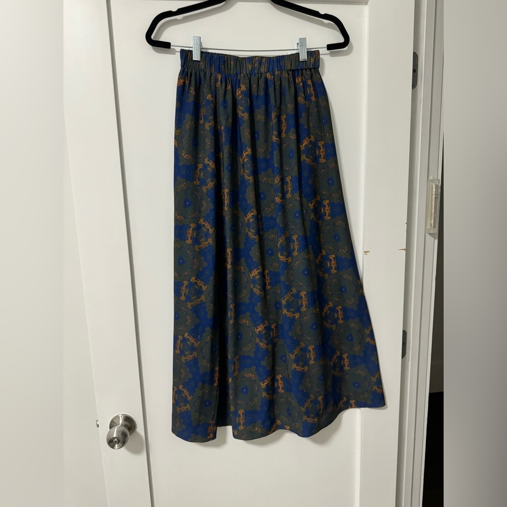 Elegant Blue and Gold Patterned Skirt